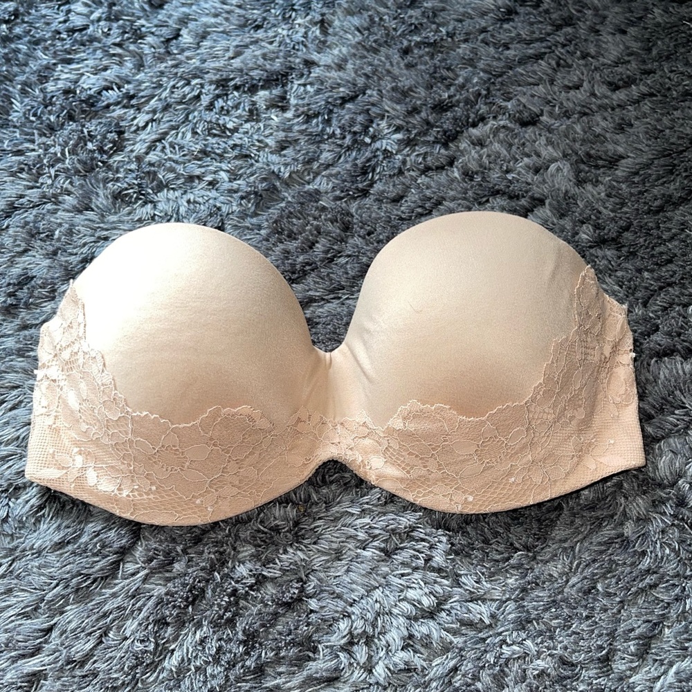 Victoria’s Secret Strapless Bra